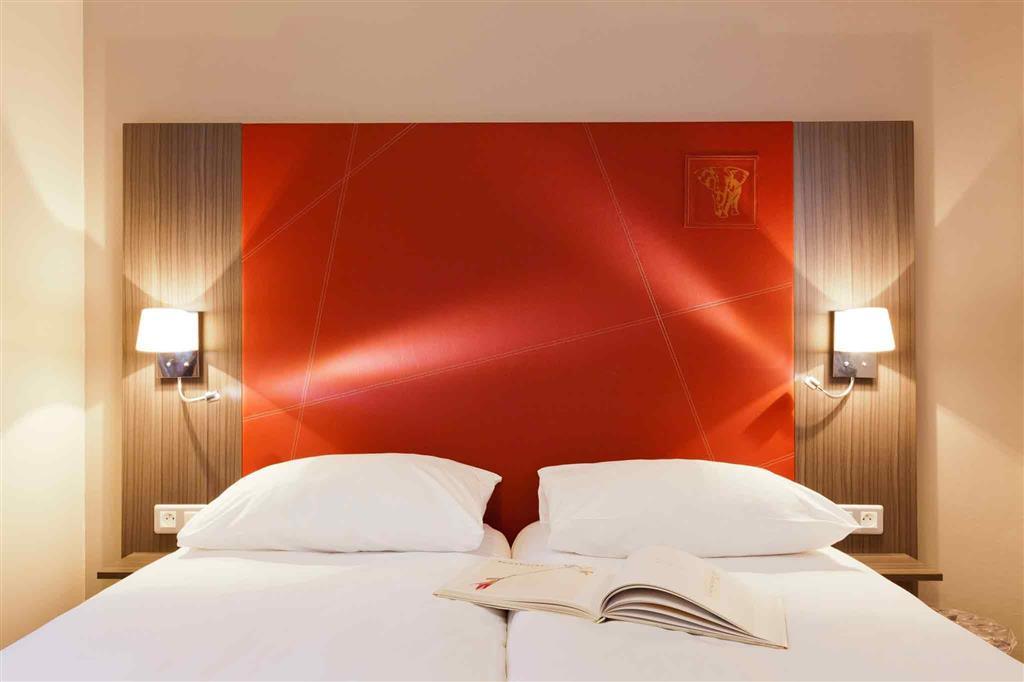 Ibis Styles Nantes Centre Place Graslin Exterior photo