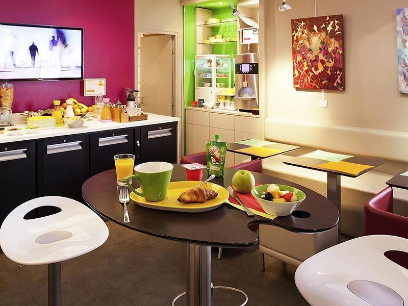 Ibis Styles Nantes Centre Place Graslin Exterior photo