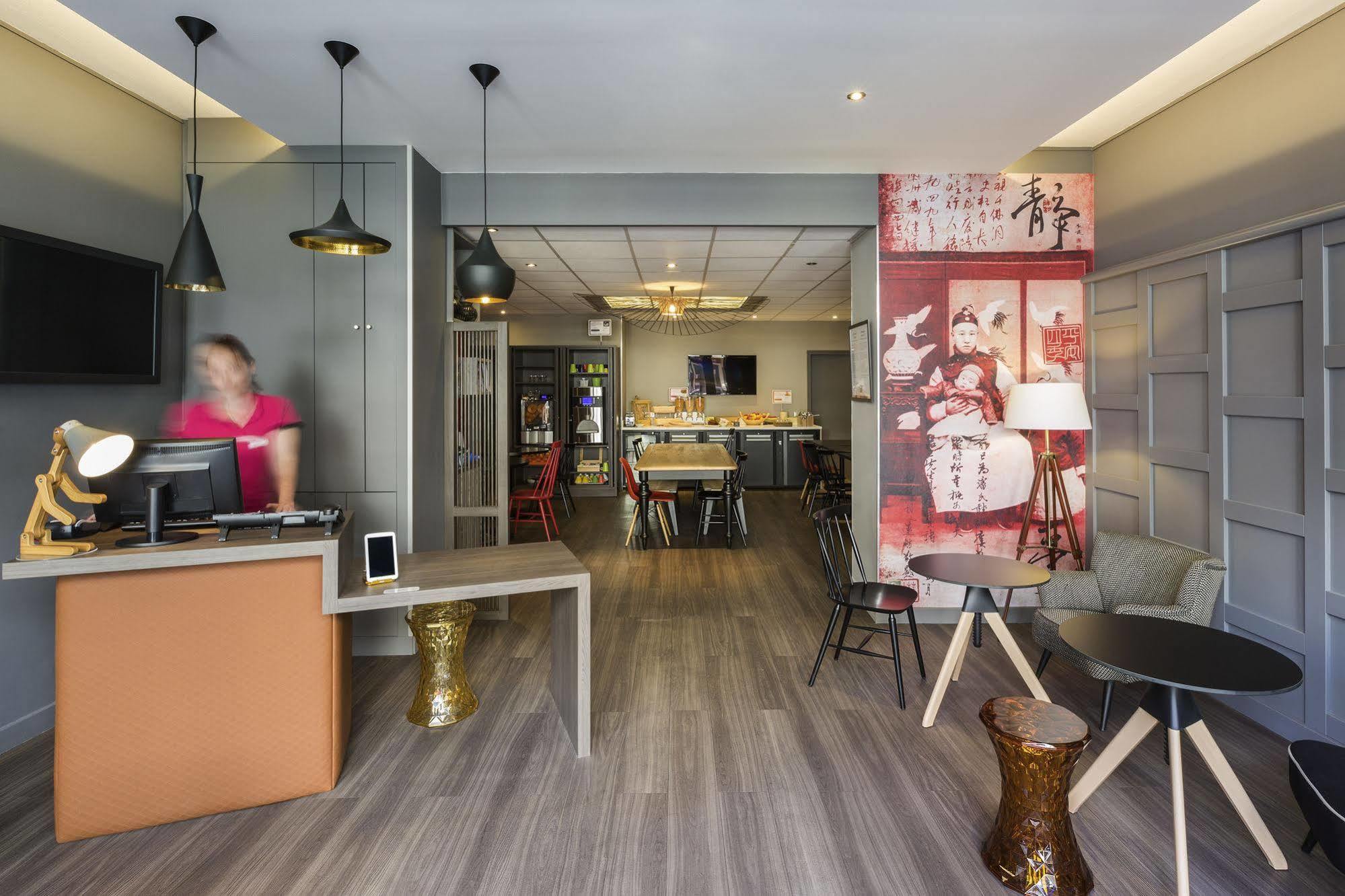 Ibis Styles Nantes Centre Place Graslin Exterior photo